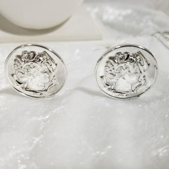 Sarah Cov. clip on patented one inch earrings 1.1437 - Picture 1 of 16